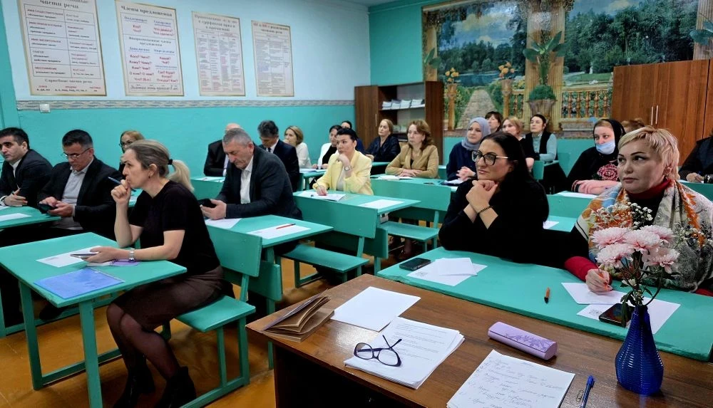 Снижение бюрократической нагрузки в системе образования города Каспийска