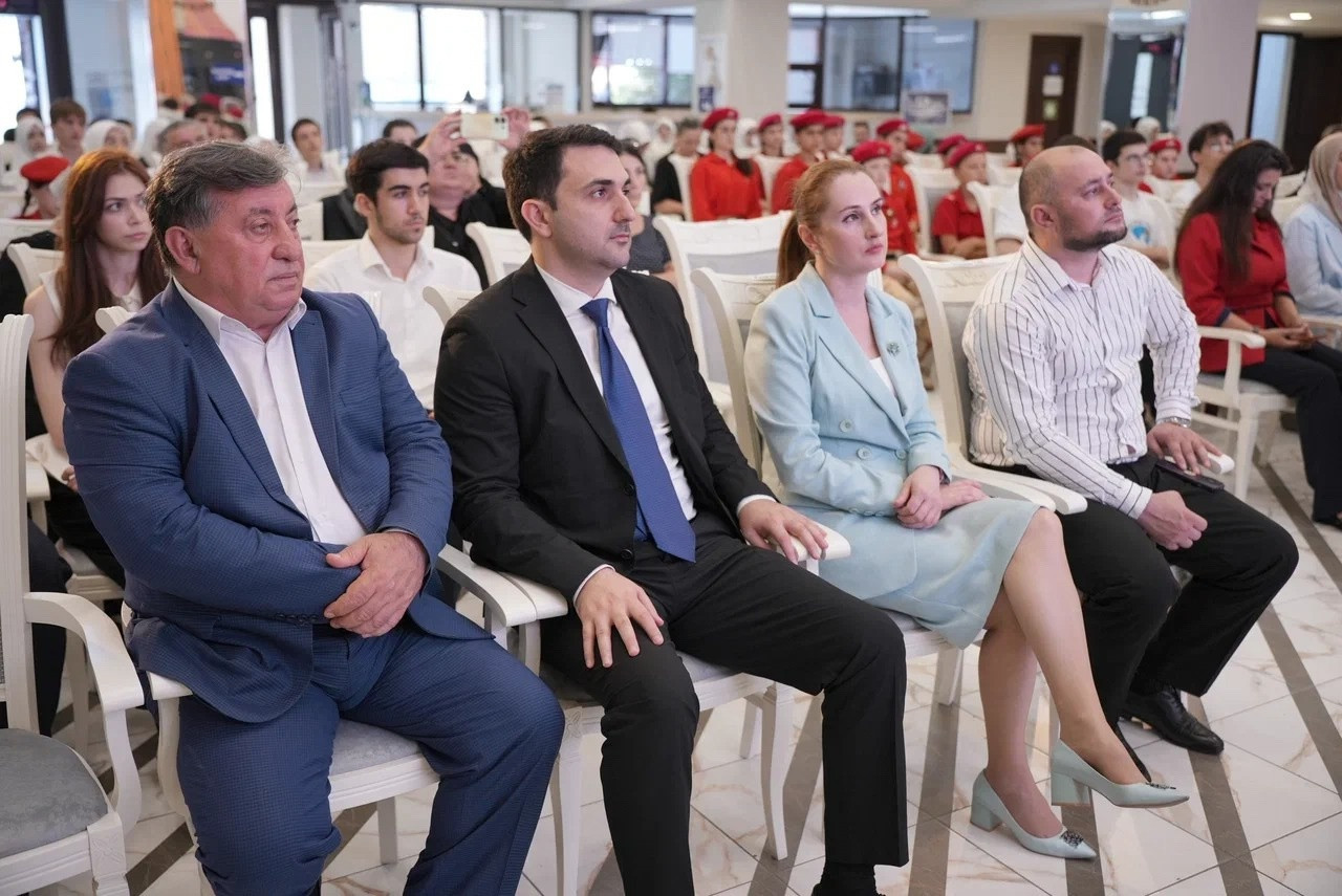 В Махачкале состоялось открытие мультимедийной выставки «Без права на забвение»
