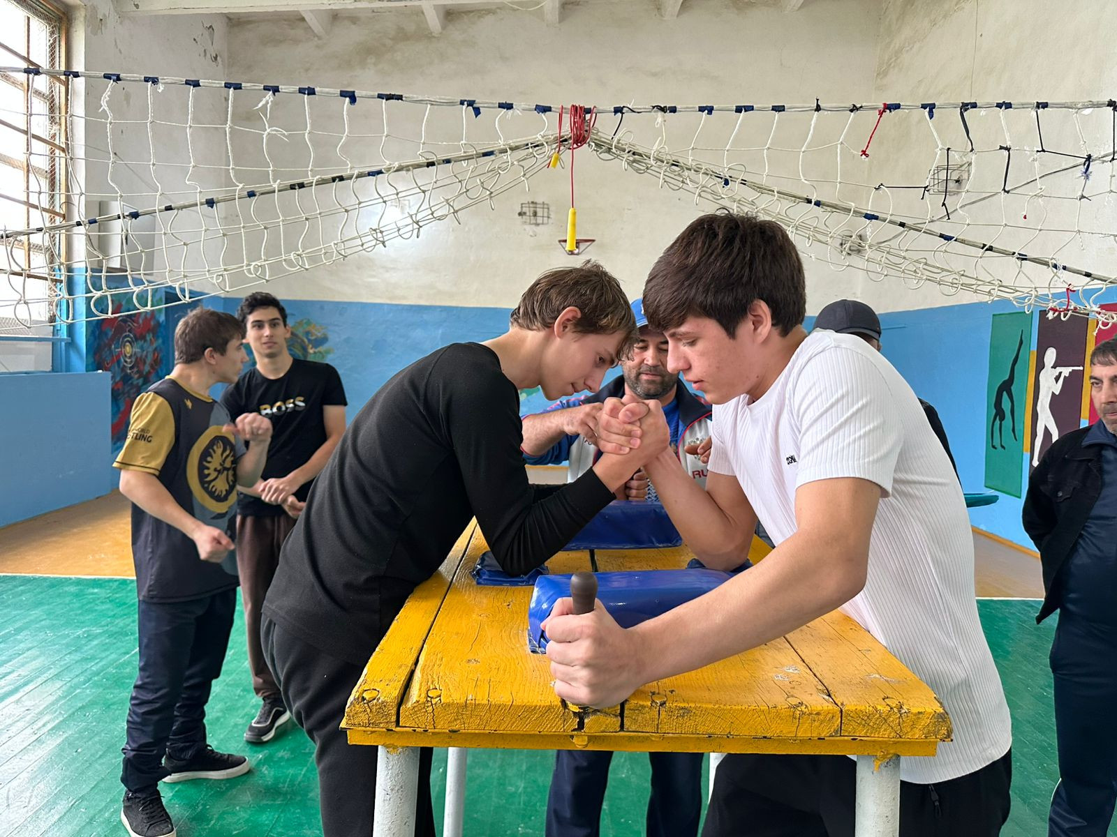 Ежегодные соревнования по национальным видам спорта проведены накануне на базе МКОУ "Дылымский многопрофильный лицей им.И.Гаджиева».