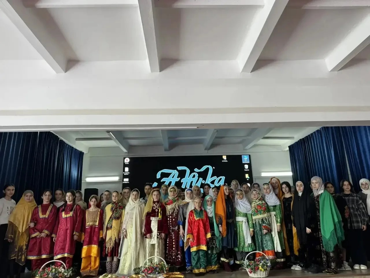 В Сергокале прошёл муниципальный конкурс «А ну-ка, девушки!»