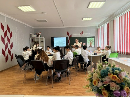 В Сулейман-Стальском районе прошел выездной семинар-практикум учителей начальных классов
