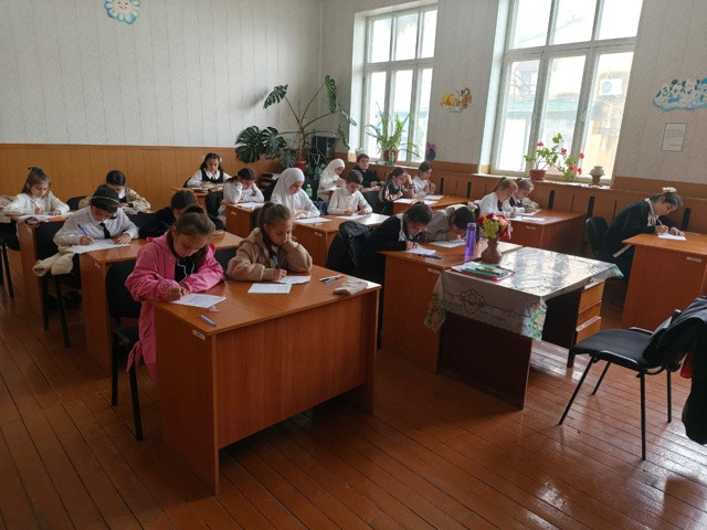 Четвероклассники в Сулейман-Стальском районе соревновались в конкурсе сочинений-рассуждений