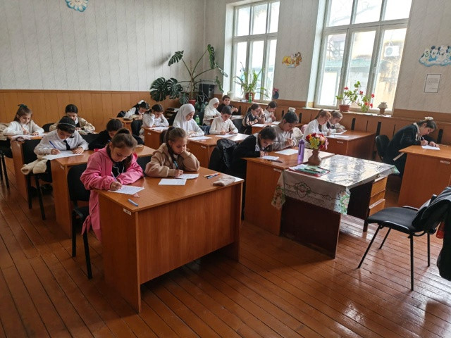 Четвероклассники в Сулейман-Стальском районе соревновались в конкурсе сочинений-рассуждений