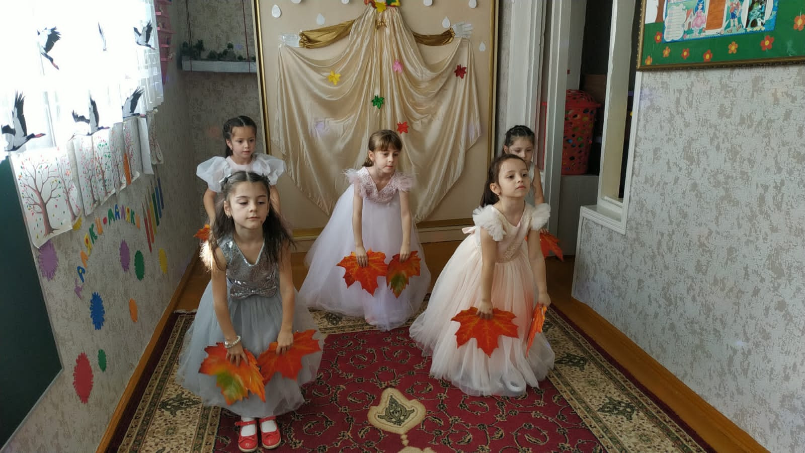 C праздником!