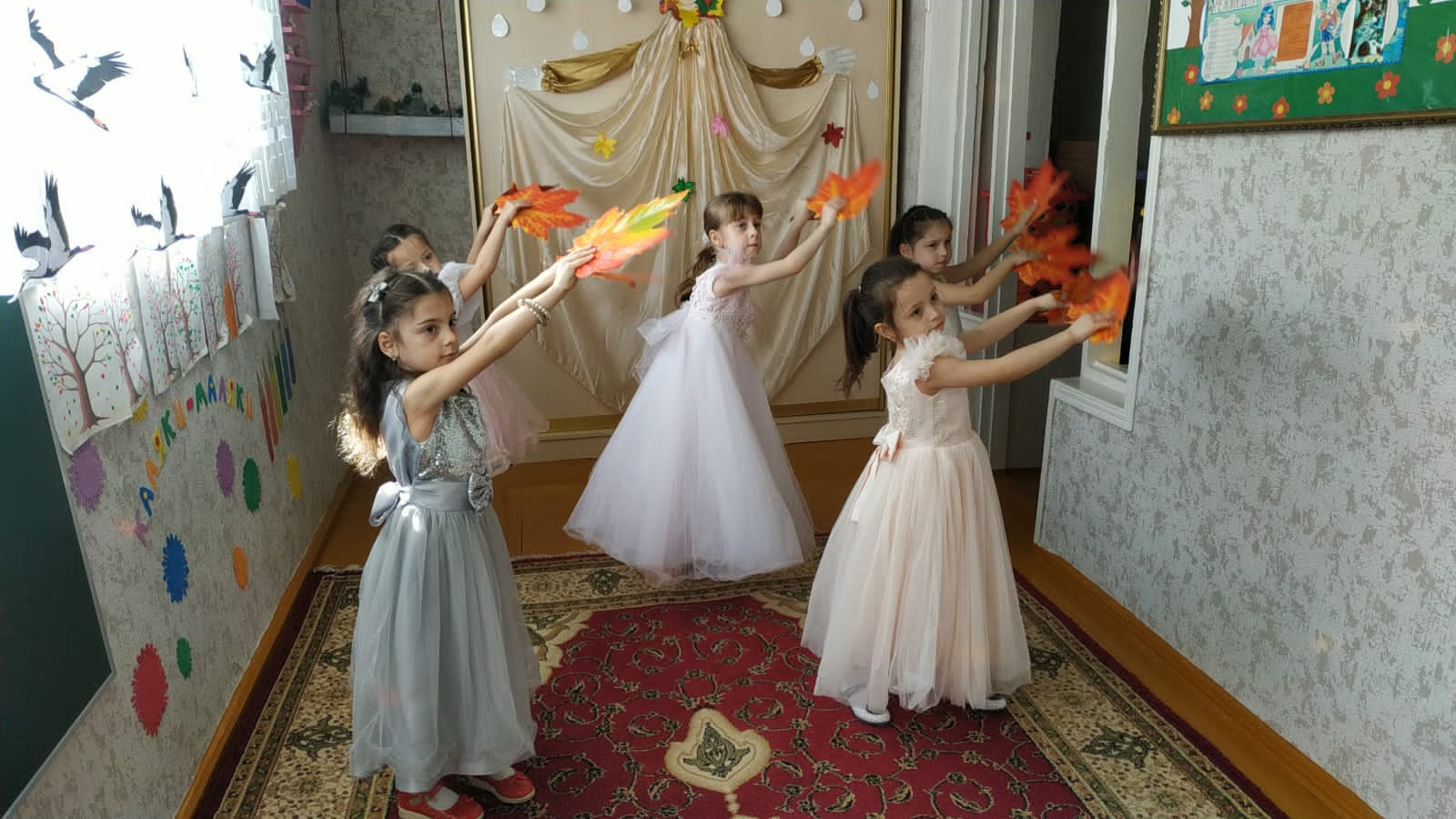 C праздником!