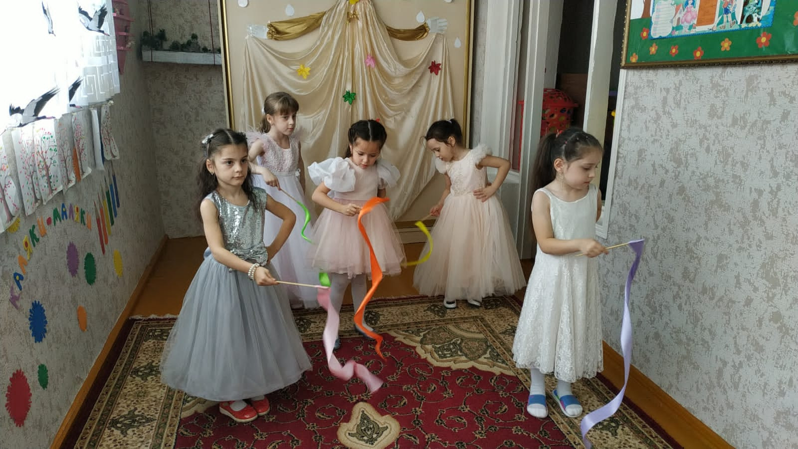 C праздником!