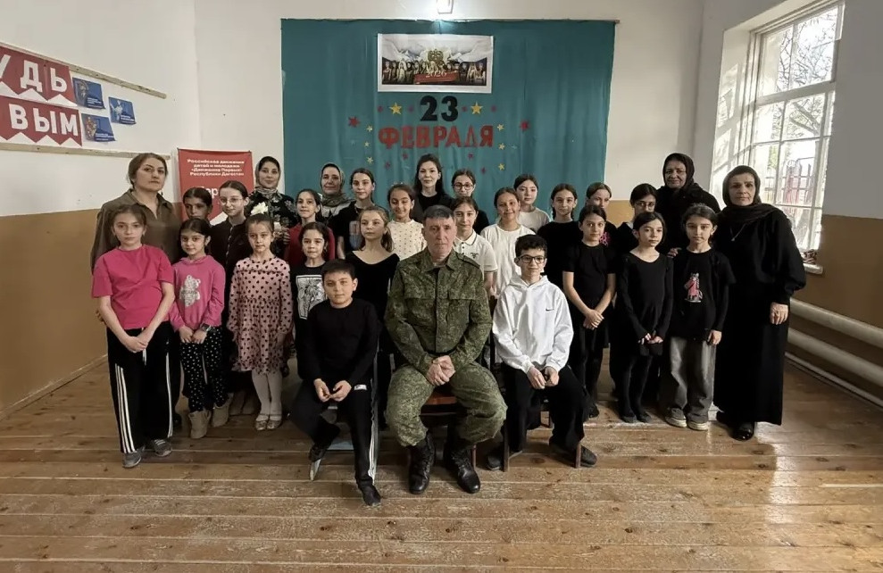 17 февраля в Доме детского творчества прошло мероприятие, посвященное ко Дню Защитника Отечества.