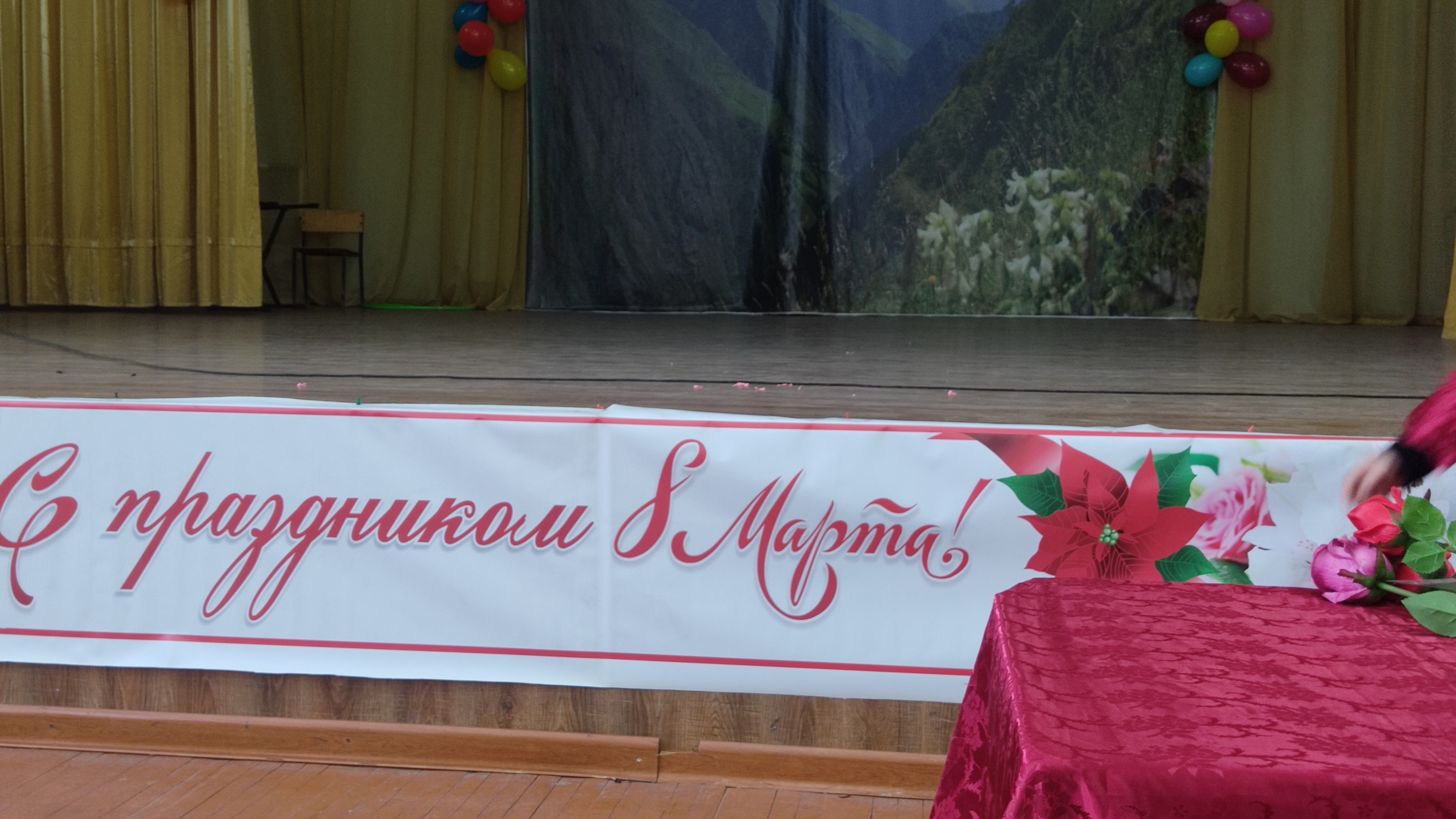 А НУ-КА ДЕВОЧКИ