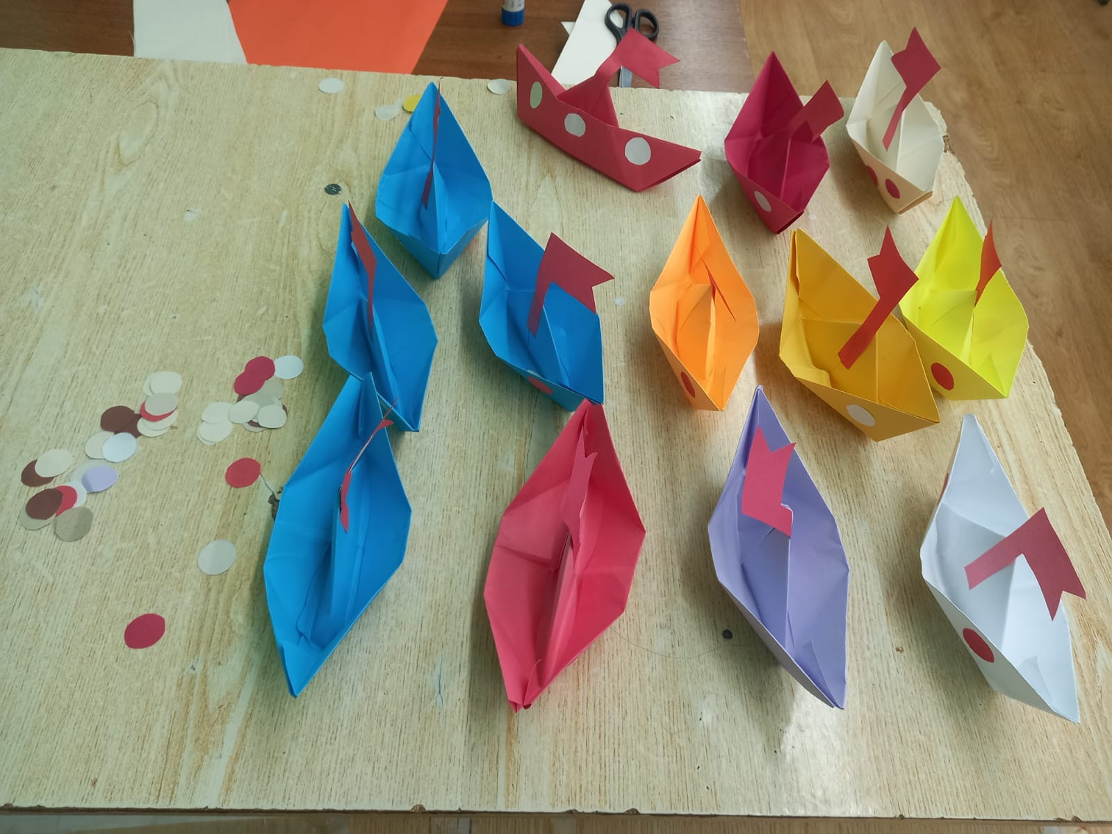 Открытое занятие педагога объединения МБУДО"РЦДТ" Абдурахмановой Д.М. на тему "Техника "Оригами""