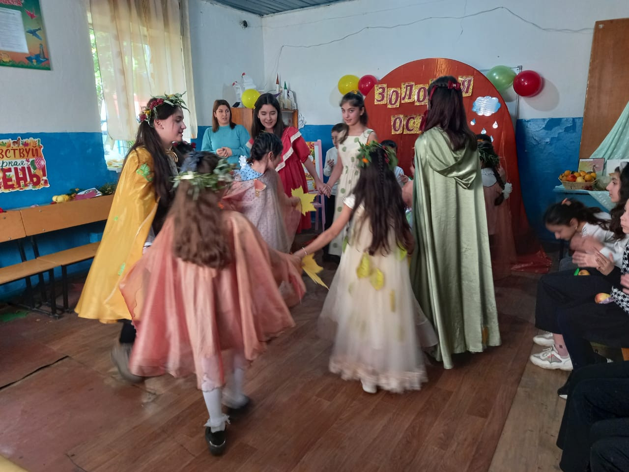 Открытое мероприятие "Золотая осень" в объединении "Флора" педагог Насруллаева Р.М.