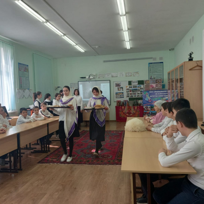 Открытое мероприятие педагога МБУДО"РЦДТ" объединения "Истоки" Султанмеджидовой Ш.Ш.