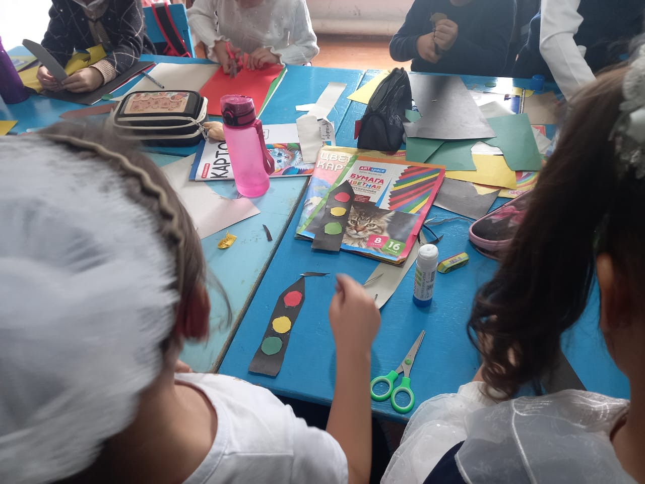 Открытое занятие педагога Загировой М. в объединении "Зелёный светофор"