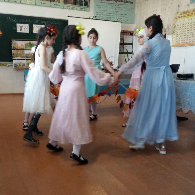 Открытое мероприятие педагога МБУДО"РЦДТ" объединения "Резьба по дереву" Карибовой Ш.Г.