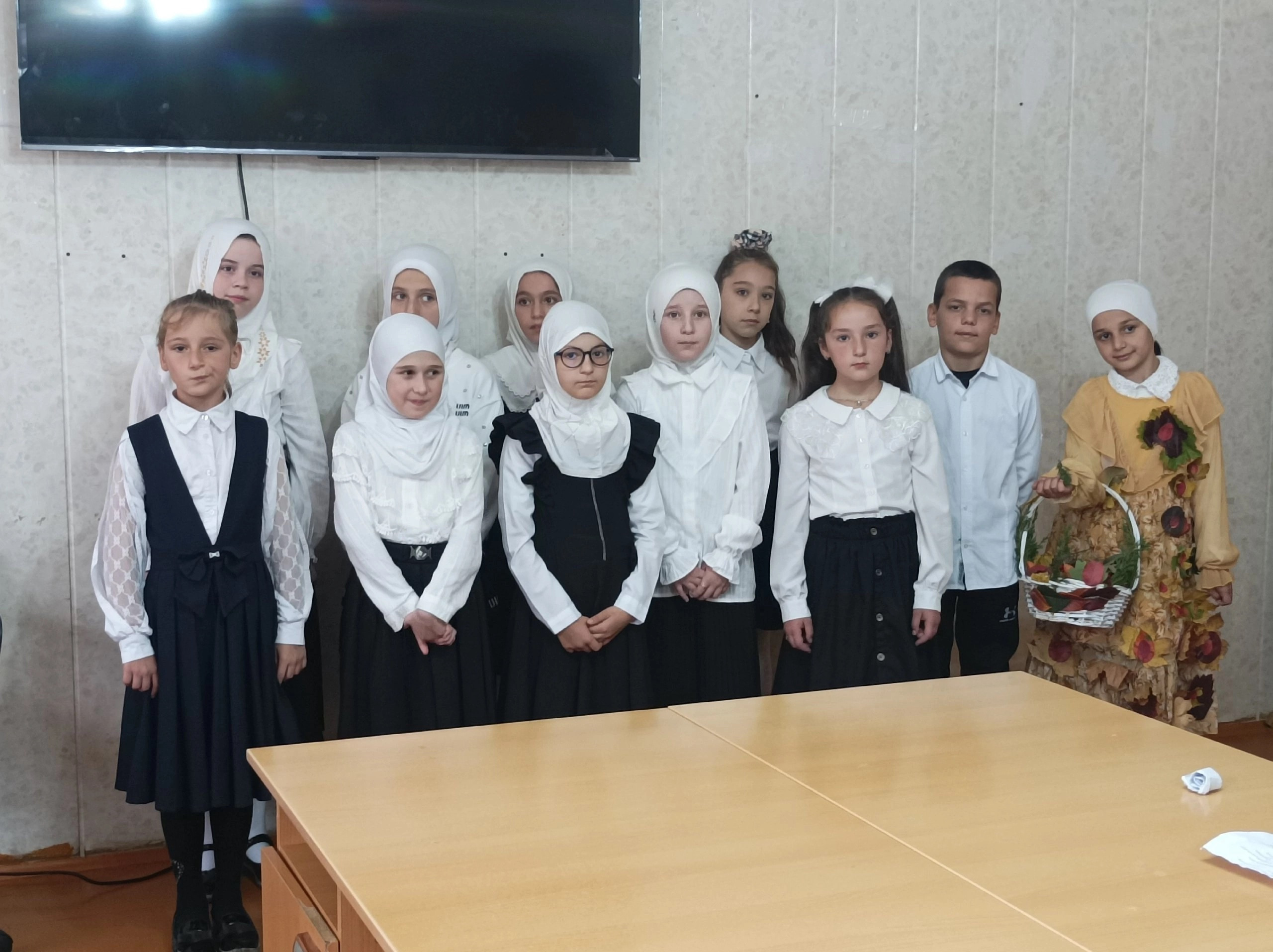 Фото конкурса рисунков Осенние пейзажи 2024