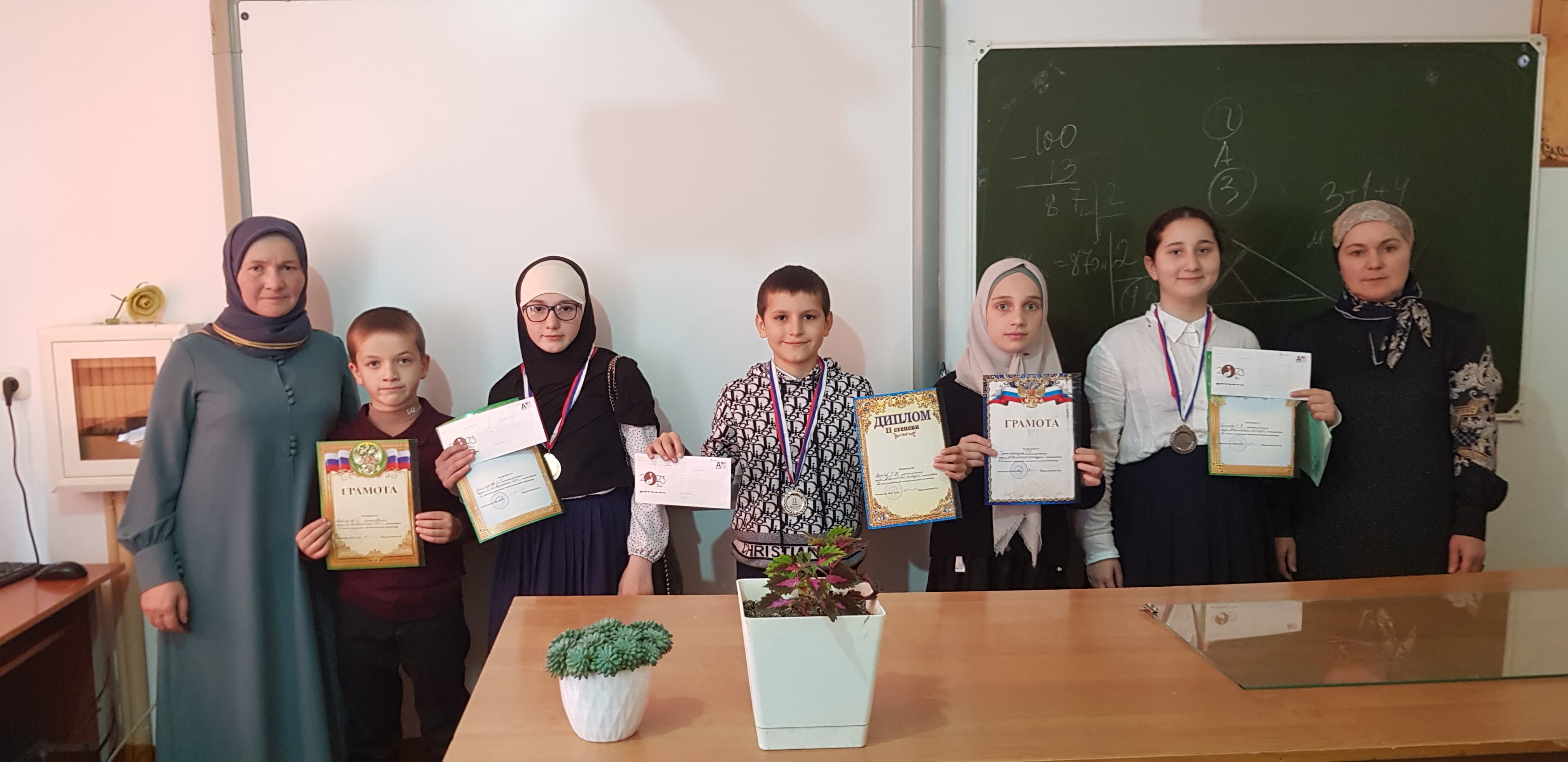 Информация   о традиционной олимпиаде по математике среди школьников 5-х классов   Цумадинского района