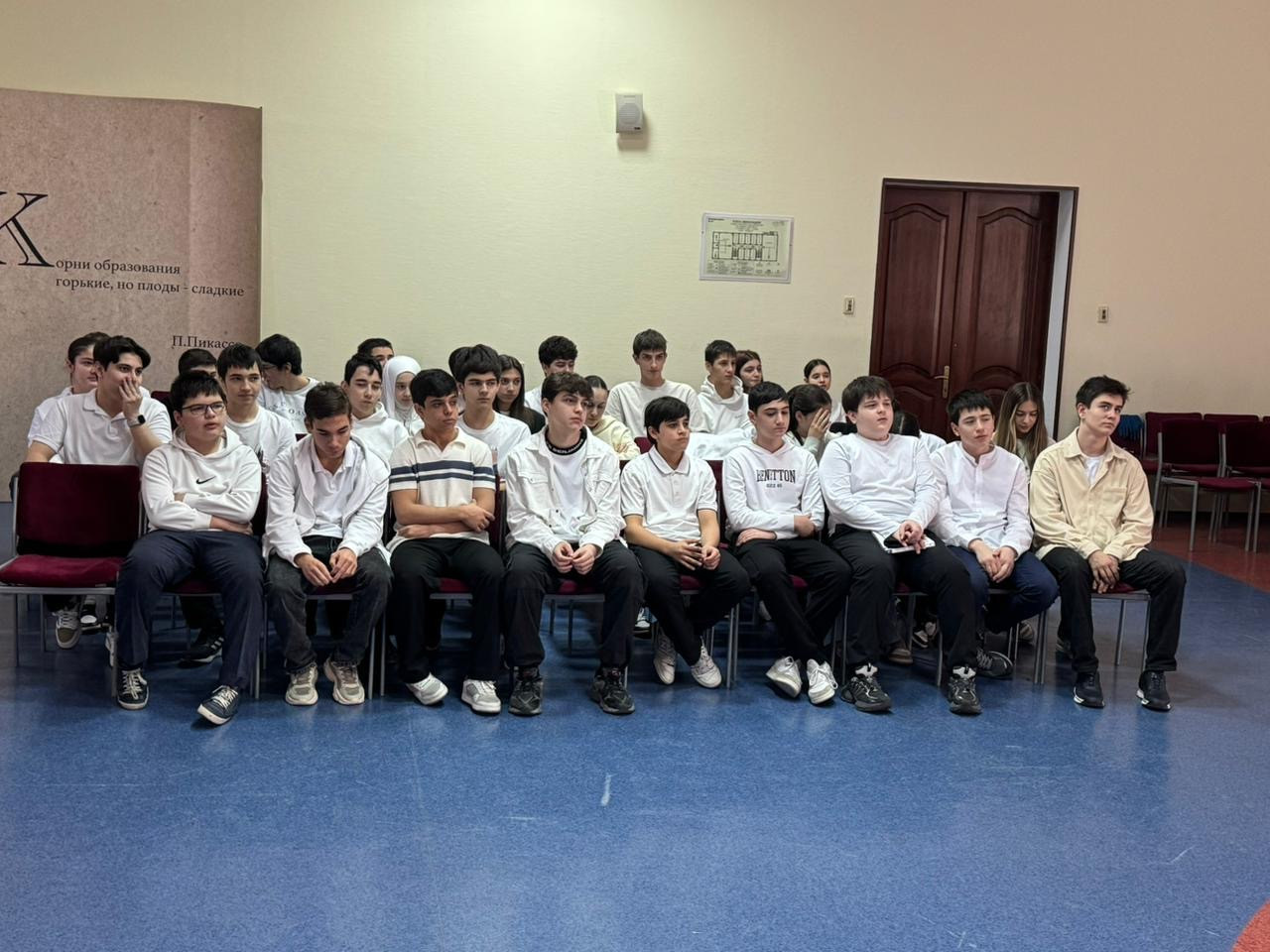 1 марта в школе Сафинат в рамках оперативно-профилактических мероприятий и реализации программы противодействия экстремизму и терроризмУ.