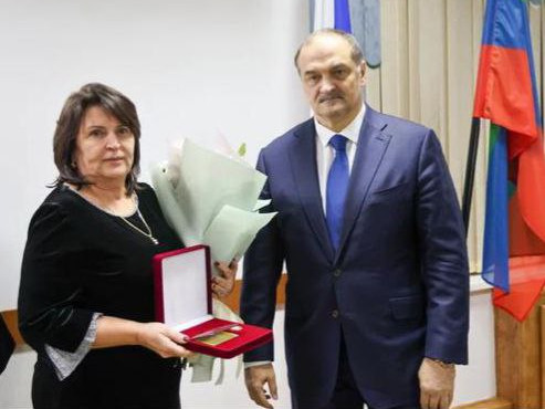 Поздравляем с наградой Поздравляем с наградой