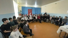 Сегодня в ДДТ состоялась замечательная Классная встреча с инспектором по делам несовершеннолетних – Севдой Курбановой.