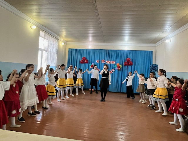 В преддверии Международного женского дня в Доме детского творчества состоялся праздничный концерт.