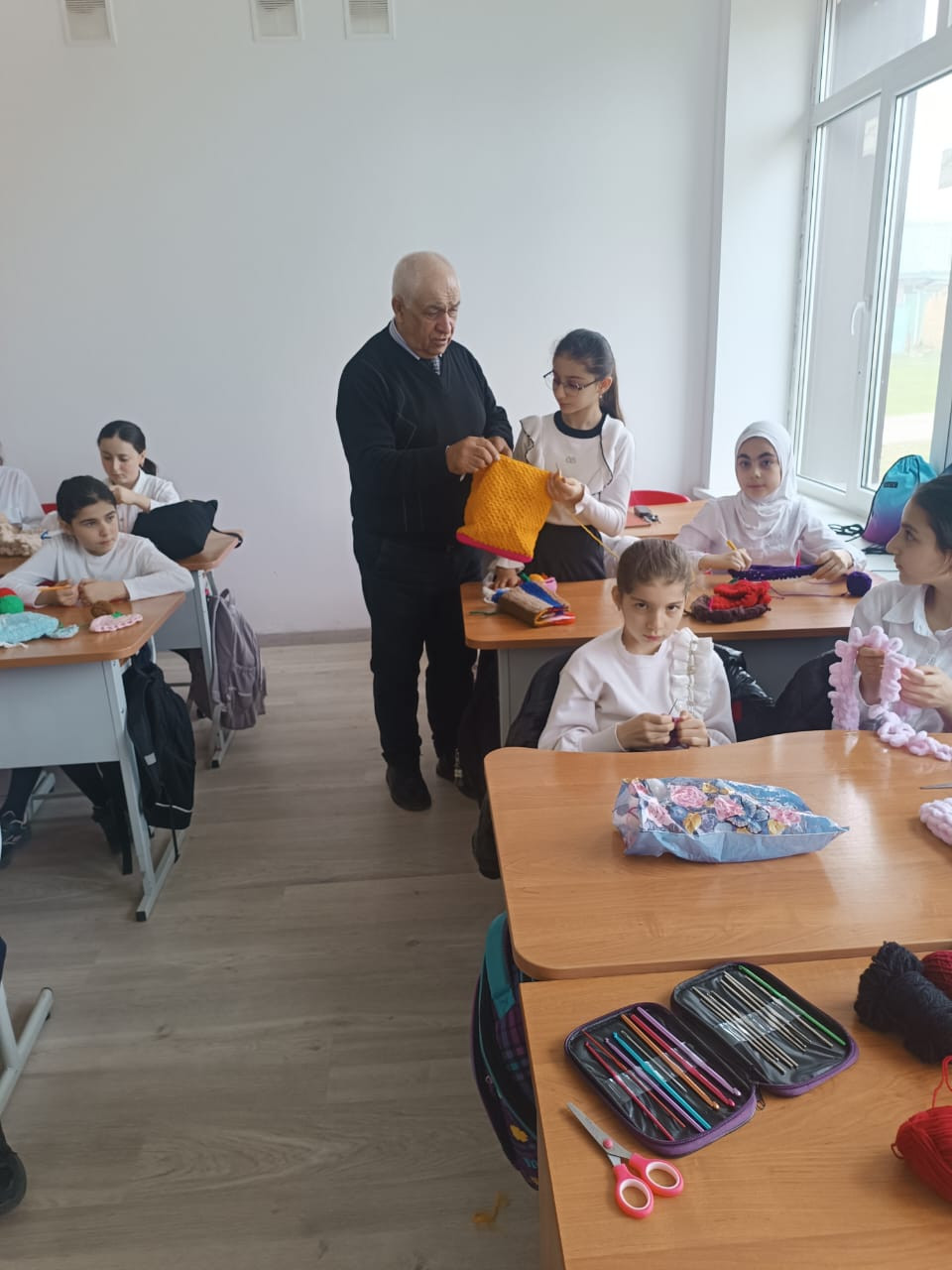 Кружковое объединение "Вязание спицами и крючком"