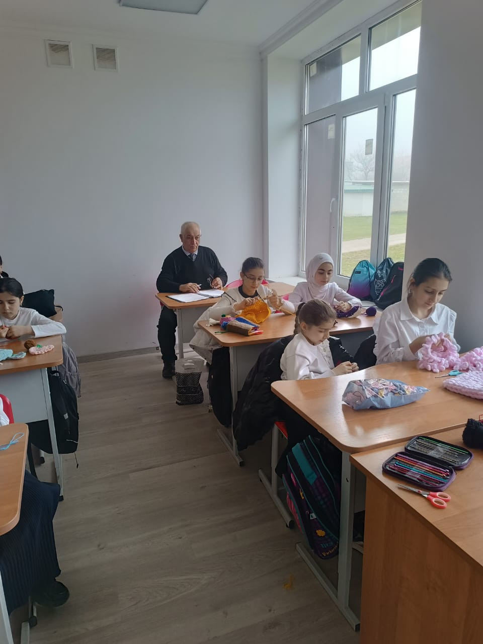 Кружковое объединение "Вязание спицами и крючком"