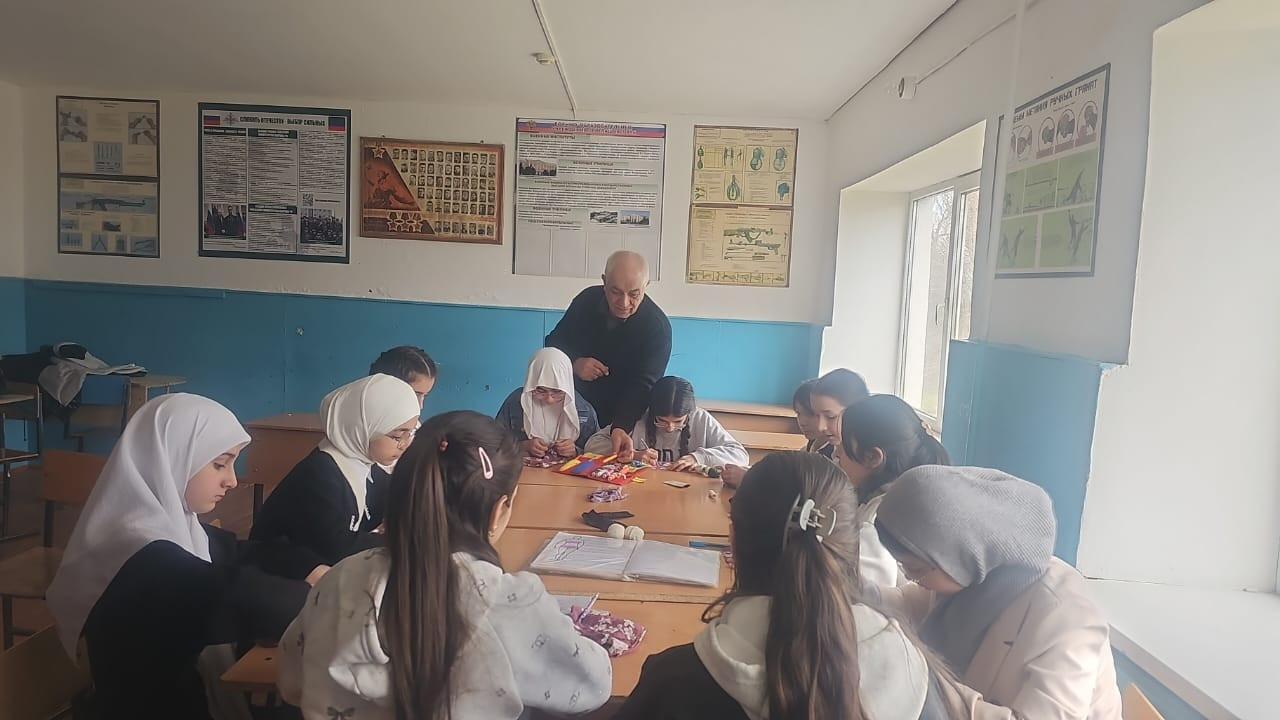 "Кройка и шитье".