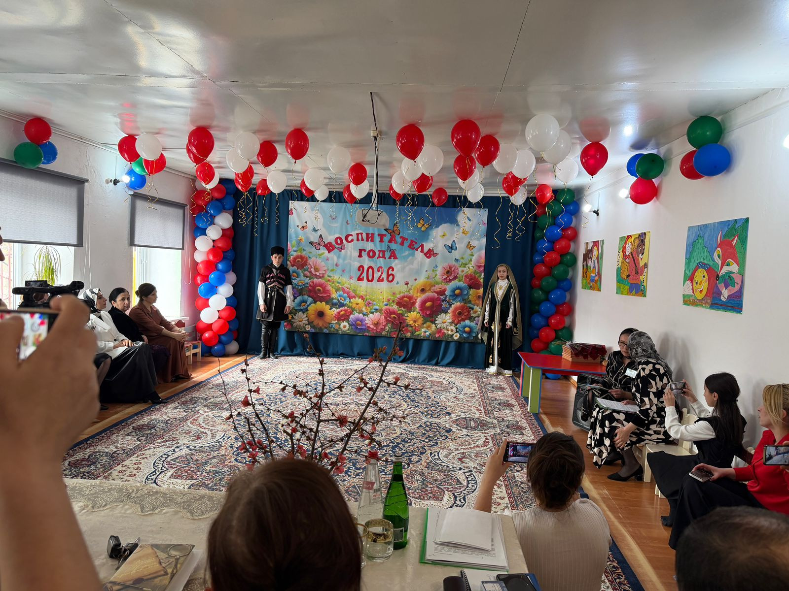 Выступление детей на конкурсе "Воспитатель года - 2026". Выступление детей на конкурсе "Воспитатель года - 2026".