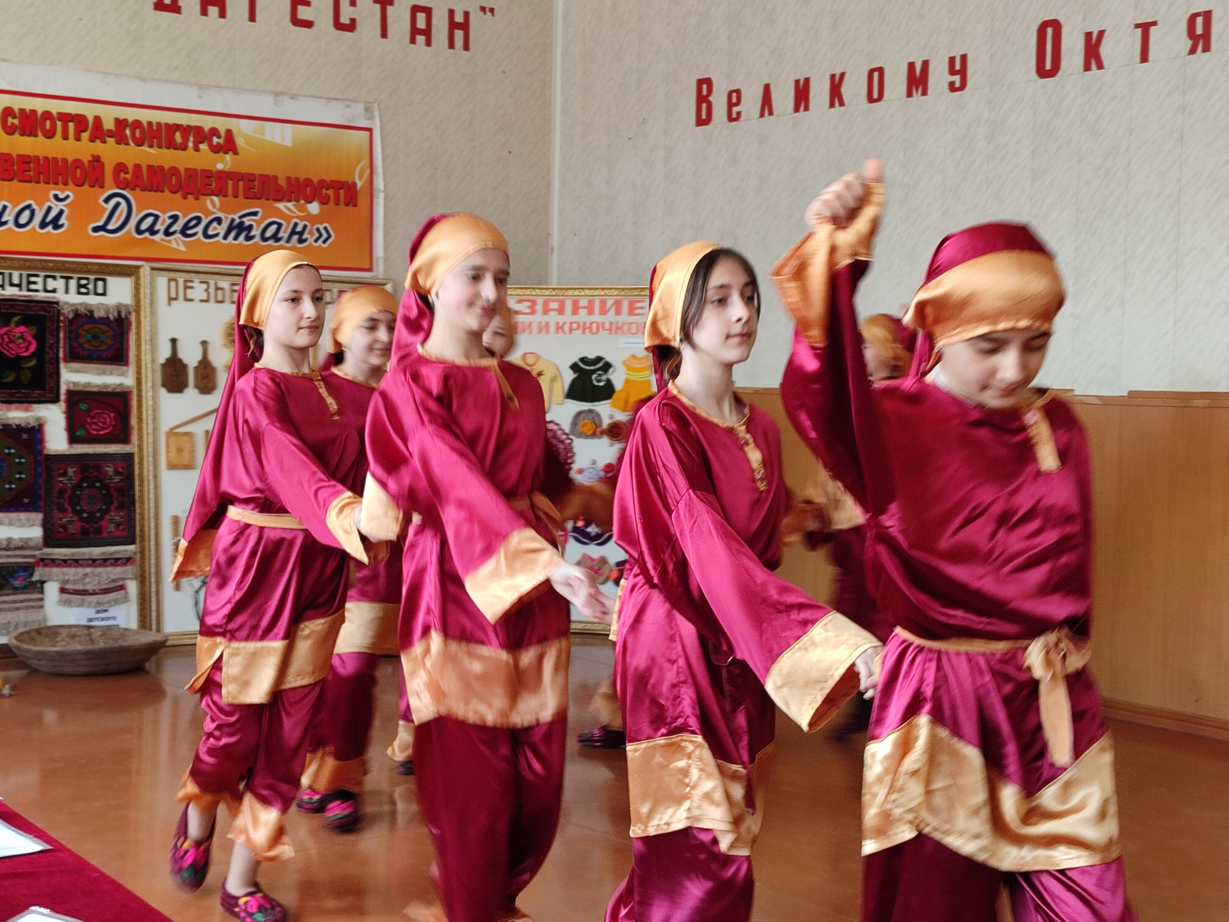 Финалисты муниципального этапа республиканского смотра – конкурса «Очаг мой – родной Дагестан», посвящённого Году единства народов России.