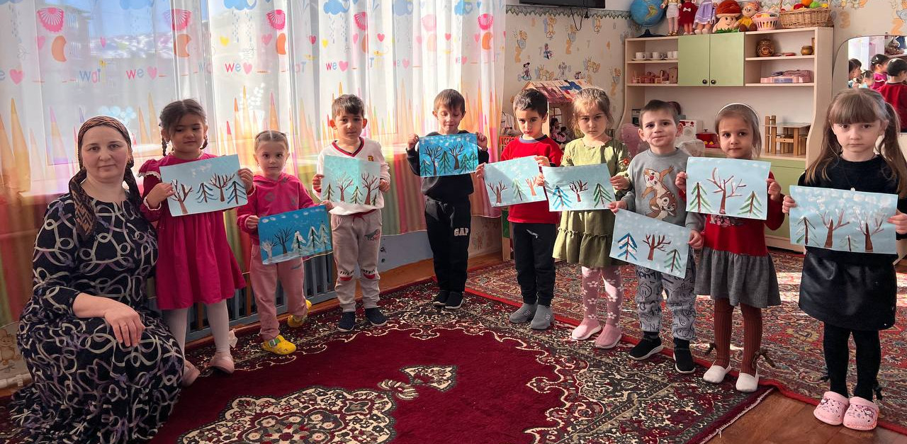 Внеплановое занятие на тему: "Снегопад в лесу" Внеплановое занятие на тему: "Снегопад в лесу"