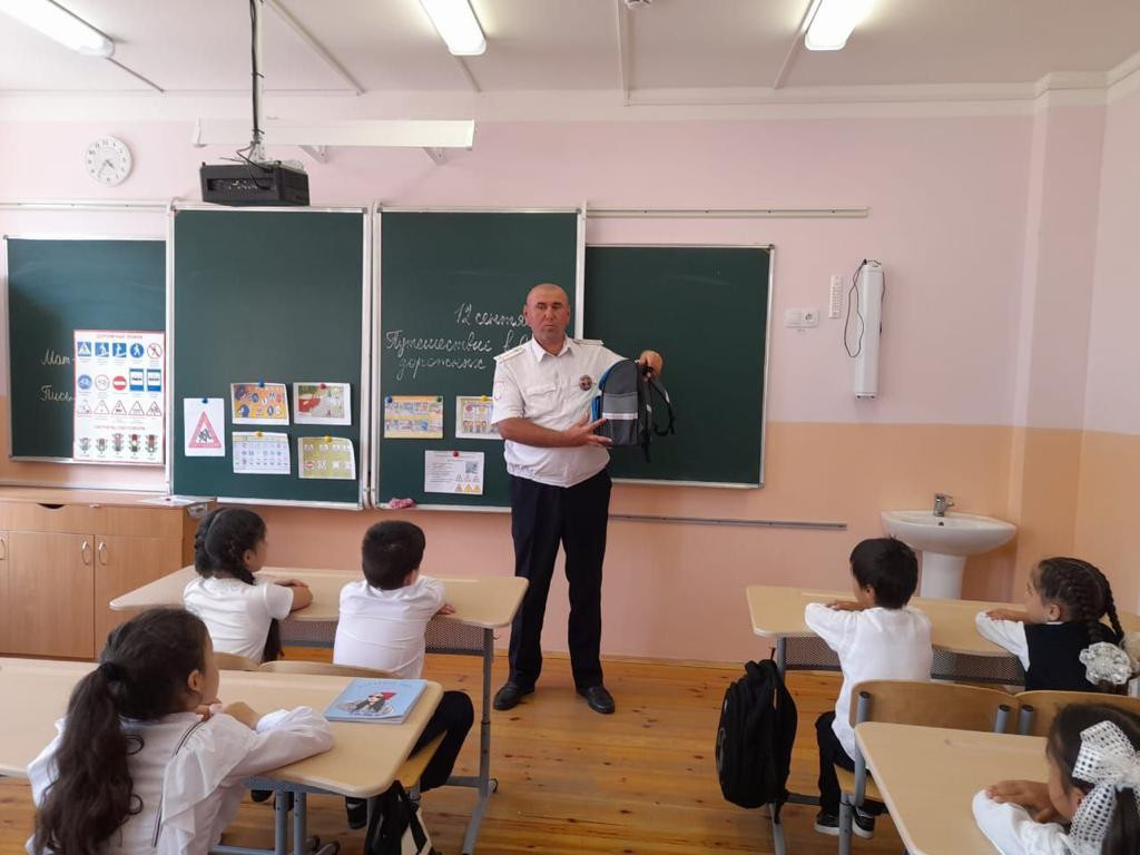 Месячник " Внимание, дети!"