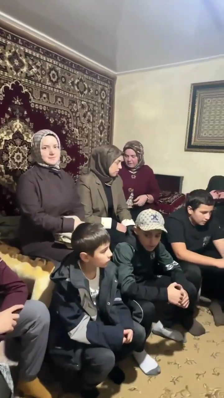 День пожилых людей отметили на СДЮТЭ День пожилых людей отметили на СДЮТЭ