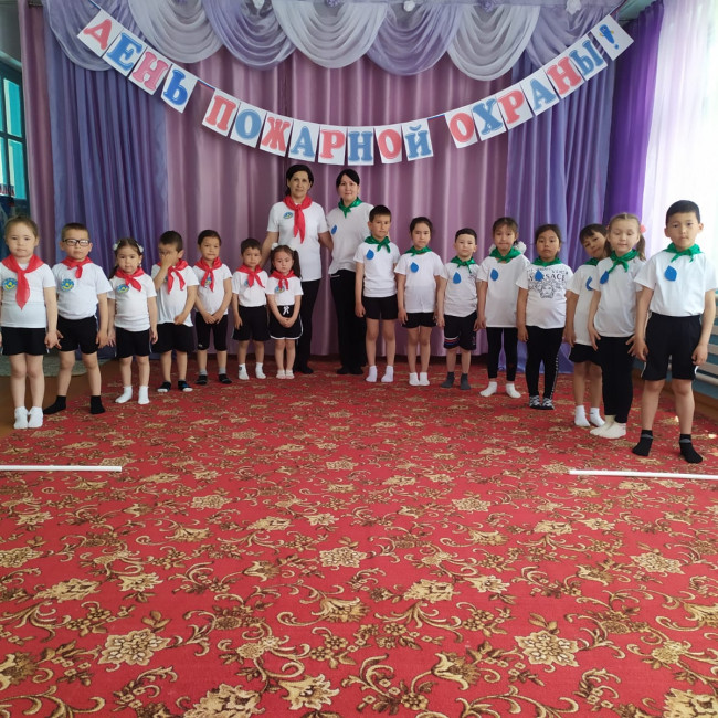 Старшая группа "Ягодка".Воспитатель:Алимулаева Д.А. Средняя группа"Улыбка".Воспитатель:Шоматова Н.Э.2 Младшая группа "Винни-Пух".Воспитатель: Алимулаева Д.А.