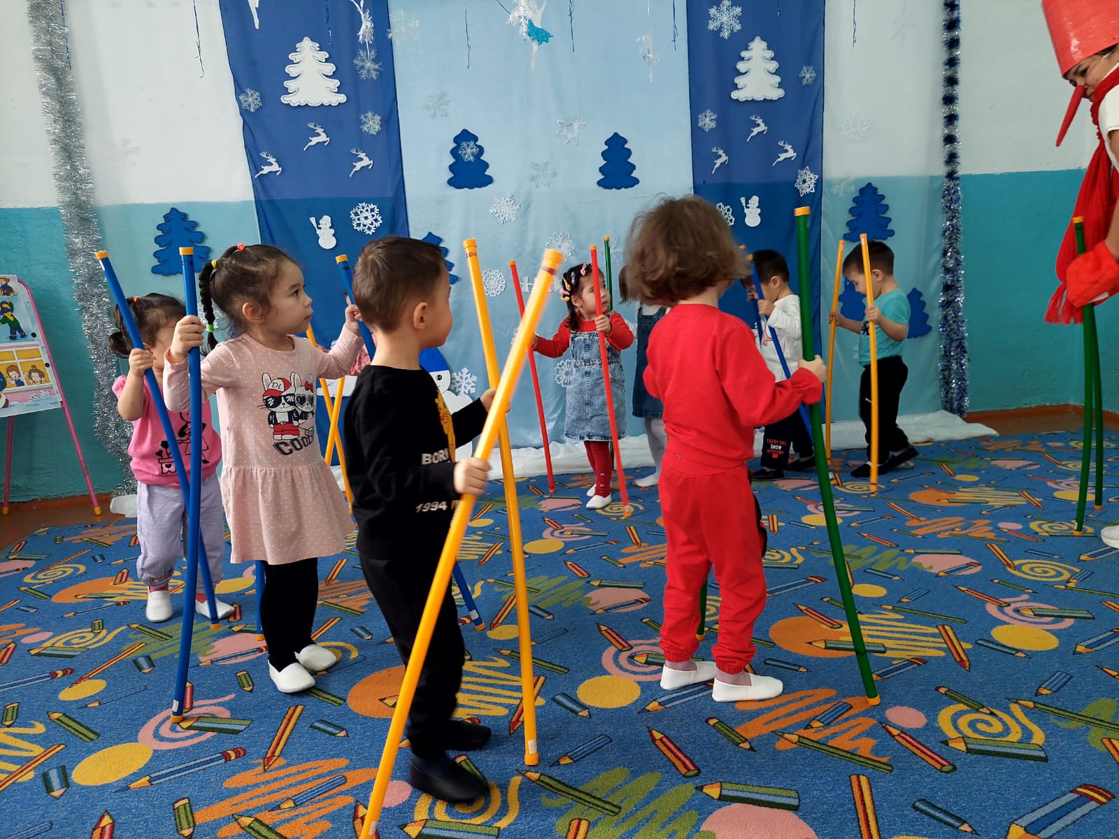 Развлечение во второй младшей группе ,,Почемучки". Зимние забавы.