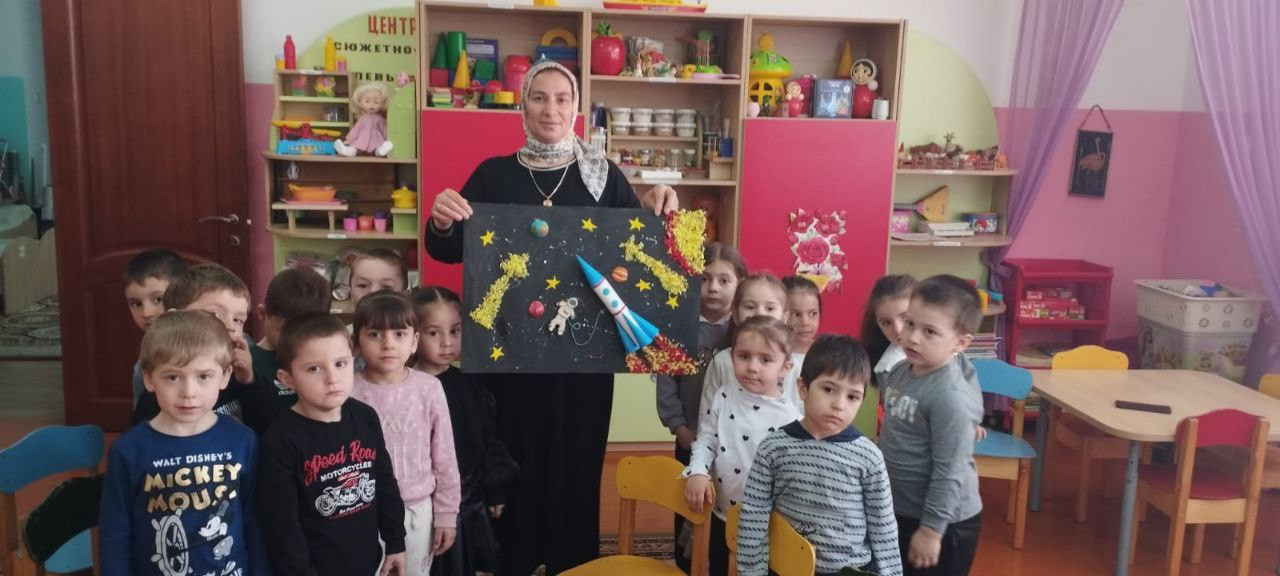 День космонавтики