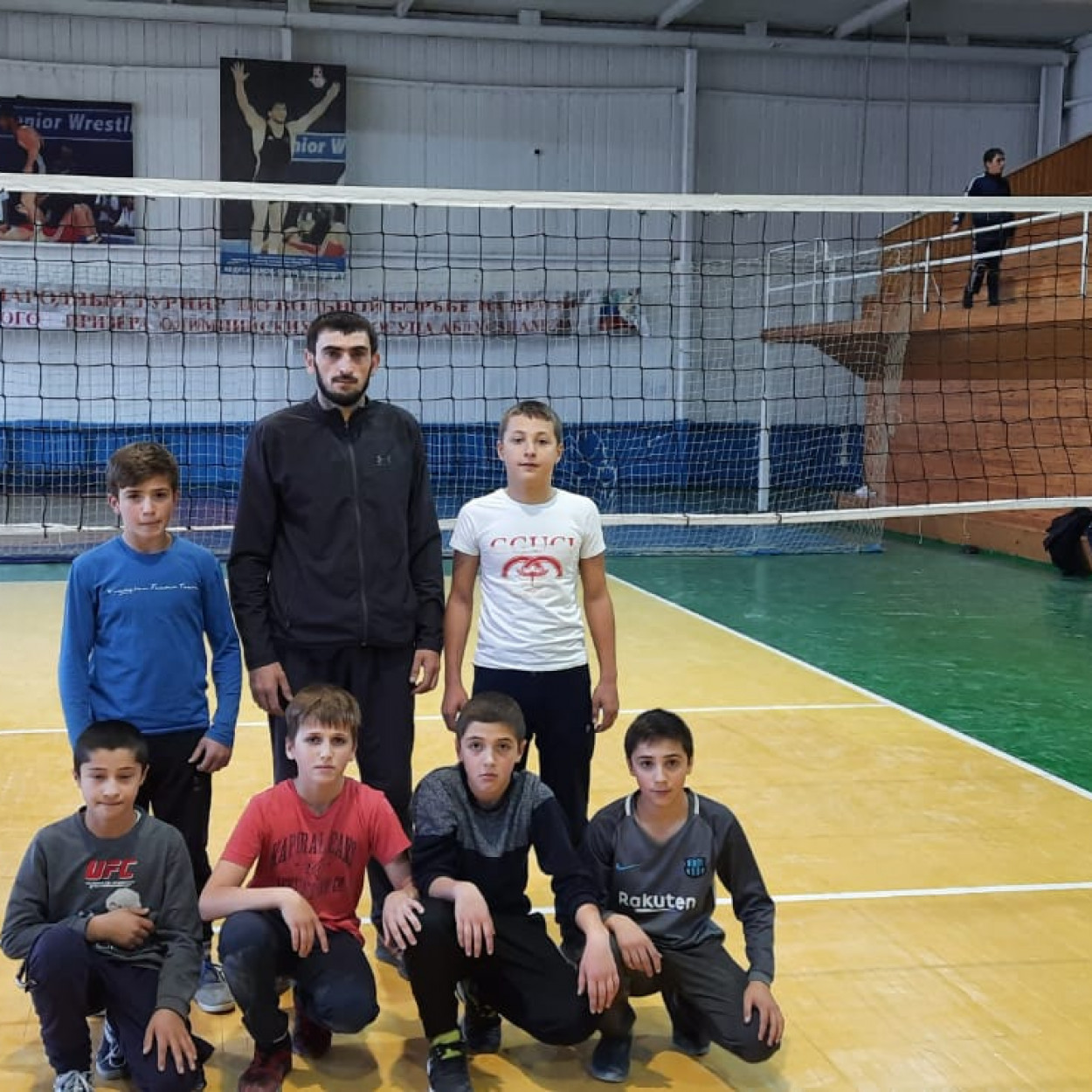 Сплоченная команда по волейболу под руководством тренера-преподавателя Магомедова Р.А.