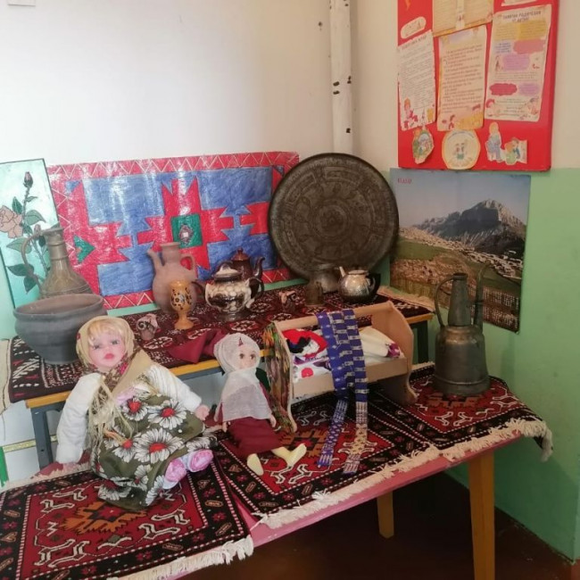 УГОЛКИ К 100-ЛЕТИЮ ДАССР