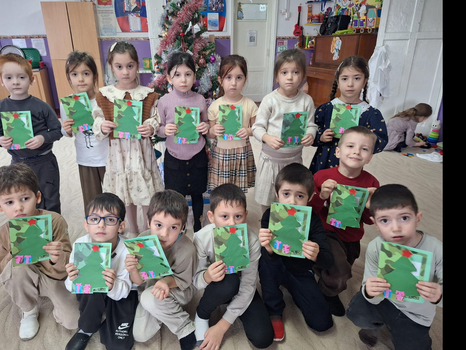 Новогодняя открытка солдату