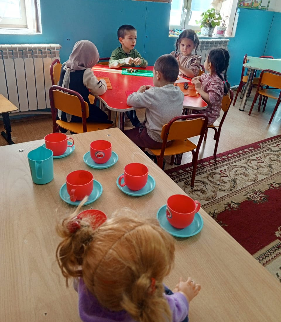 «Посуда для кукол»