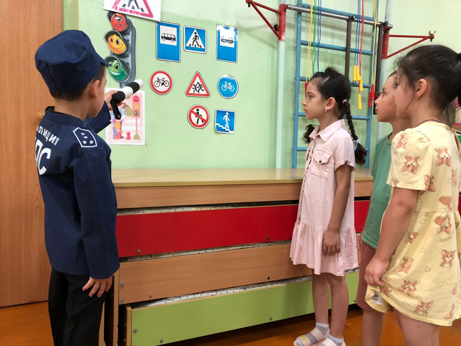 Безопасность ребенка в автомобиле.