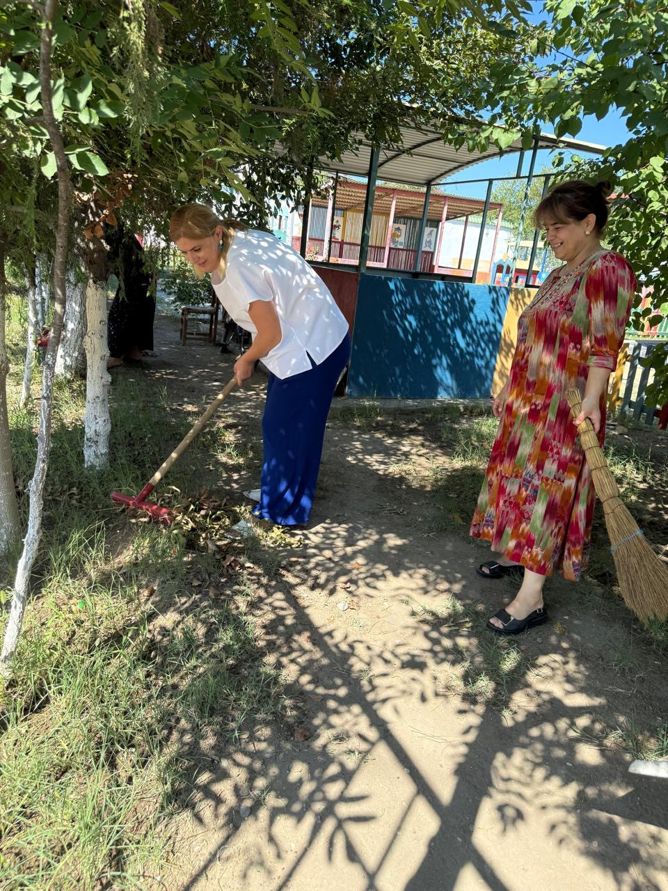 23.08.2025 г. в МБДОУ "Детский сад 26 «Родничок» состоялся субботник.