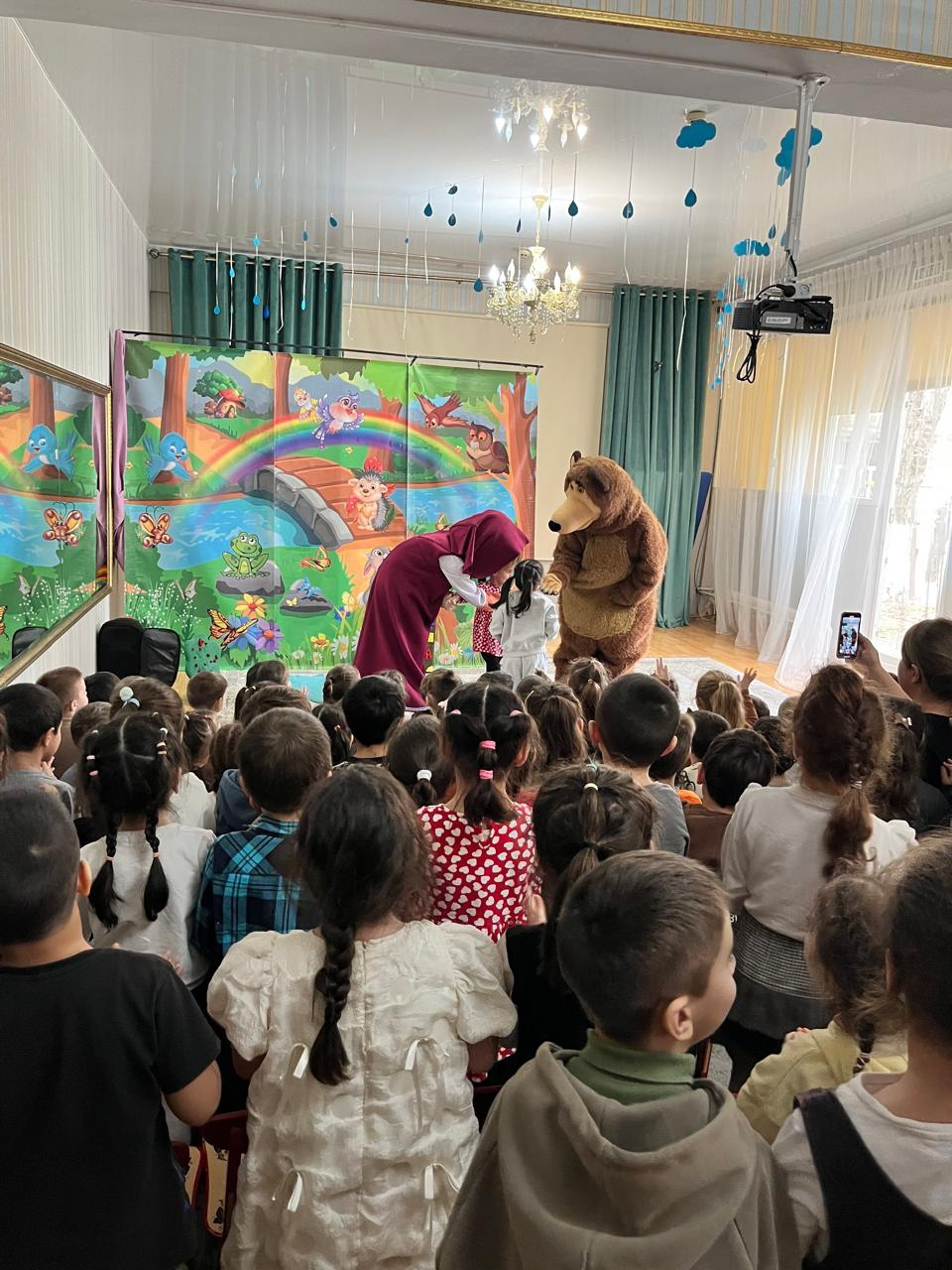 Спектакль "Машины сказки"