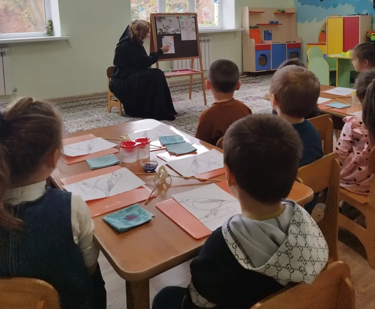 Худ-твор.Рисование. Тема:"Синичка"