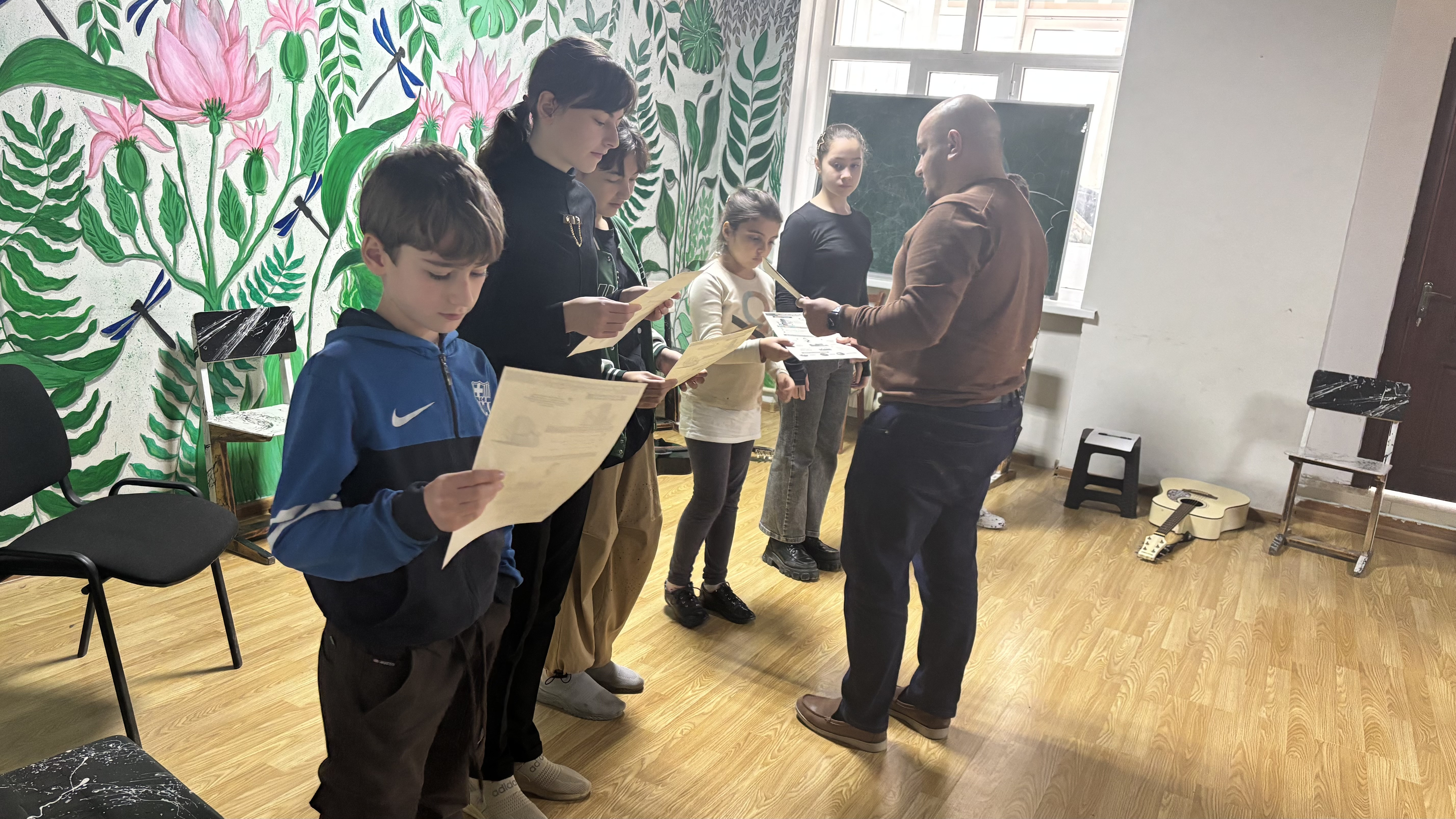 Беседа с детьми о БПЛА в объединении "Игра на гитаре" Беседа с детьми о БПЛА в объединении "Игра на гитаре"