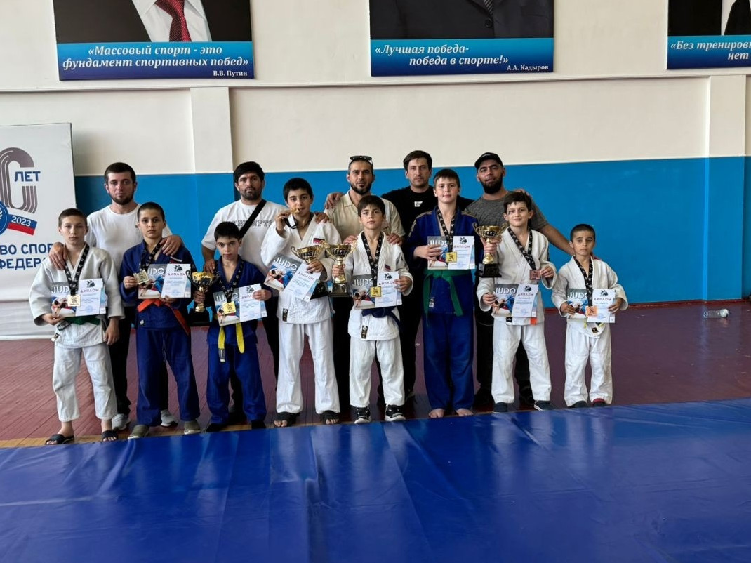 Межрегиональном турнире "Кубок сильнейших",