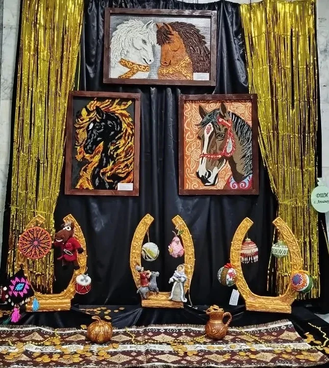 Новогодняя конкурс выставка