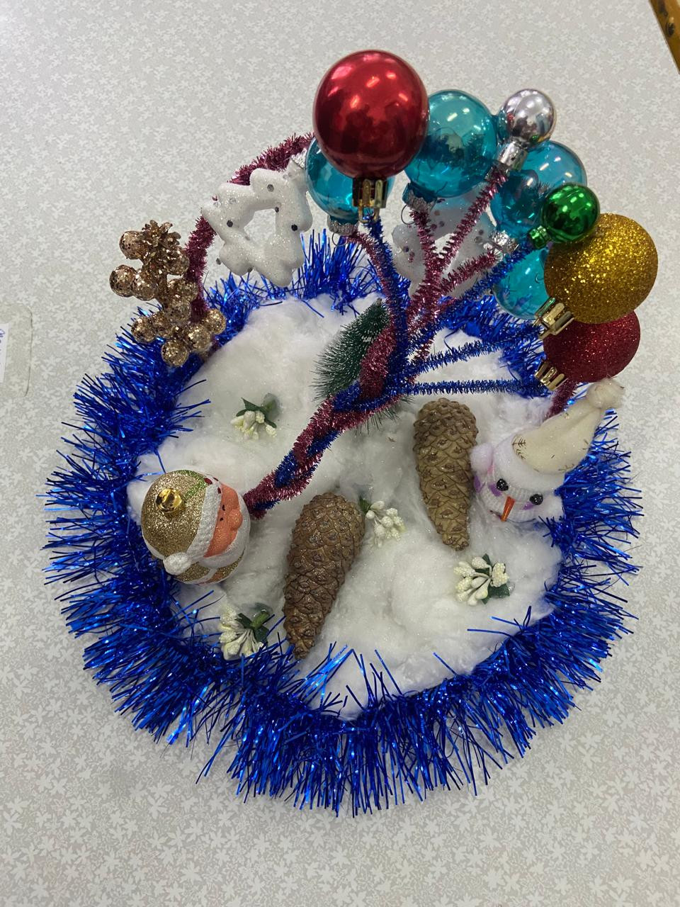 Новогодние поделки детей с родителями.