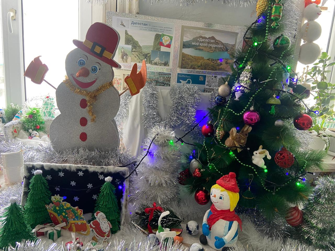 Новогодние поделки детей с родителями.