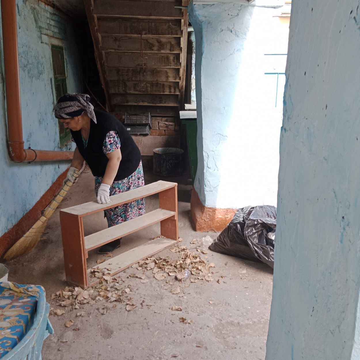 общегородской субботник в МКДОУ д/с № 2 "Березка"