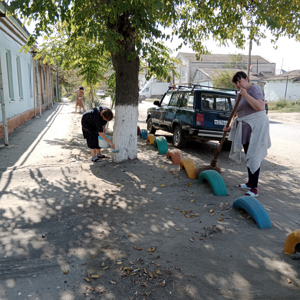 общегородской субботник в МКДОУ д/с № 2 "Березка"   23.09.2022г.