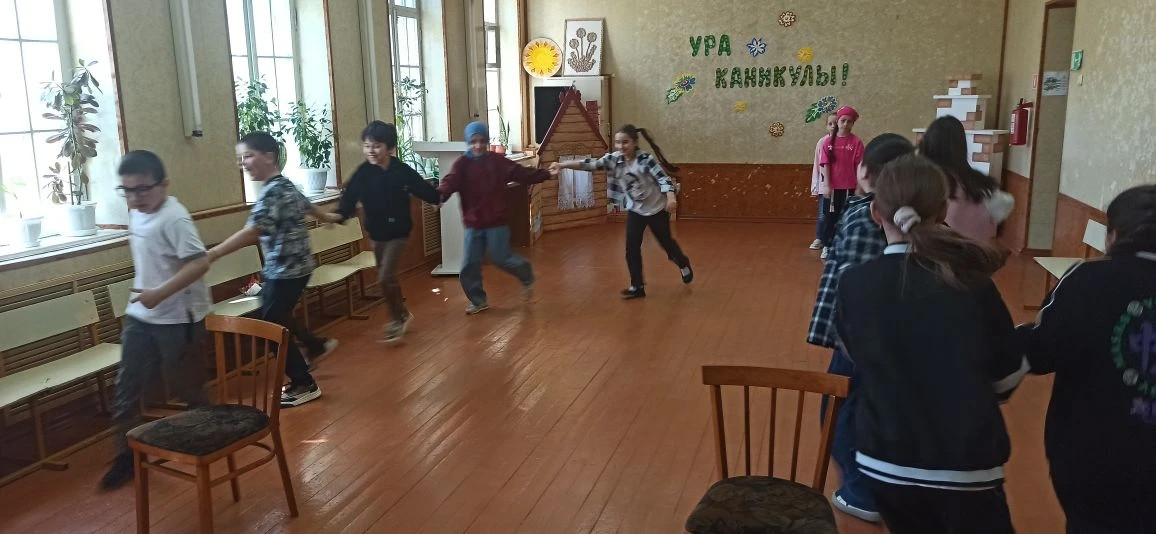 ВЕСЕННИЕ ЗАБАВЫ